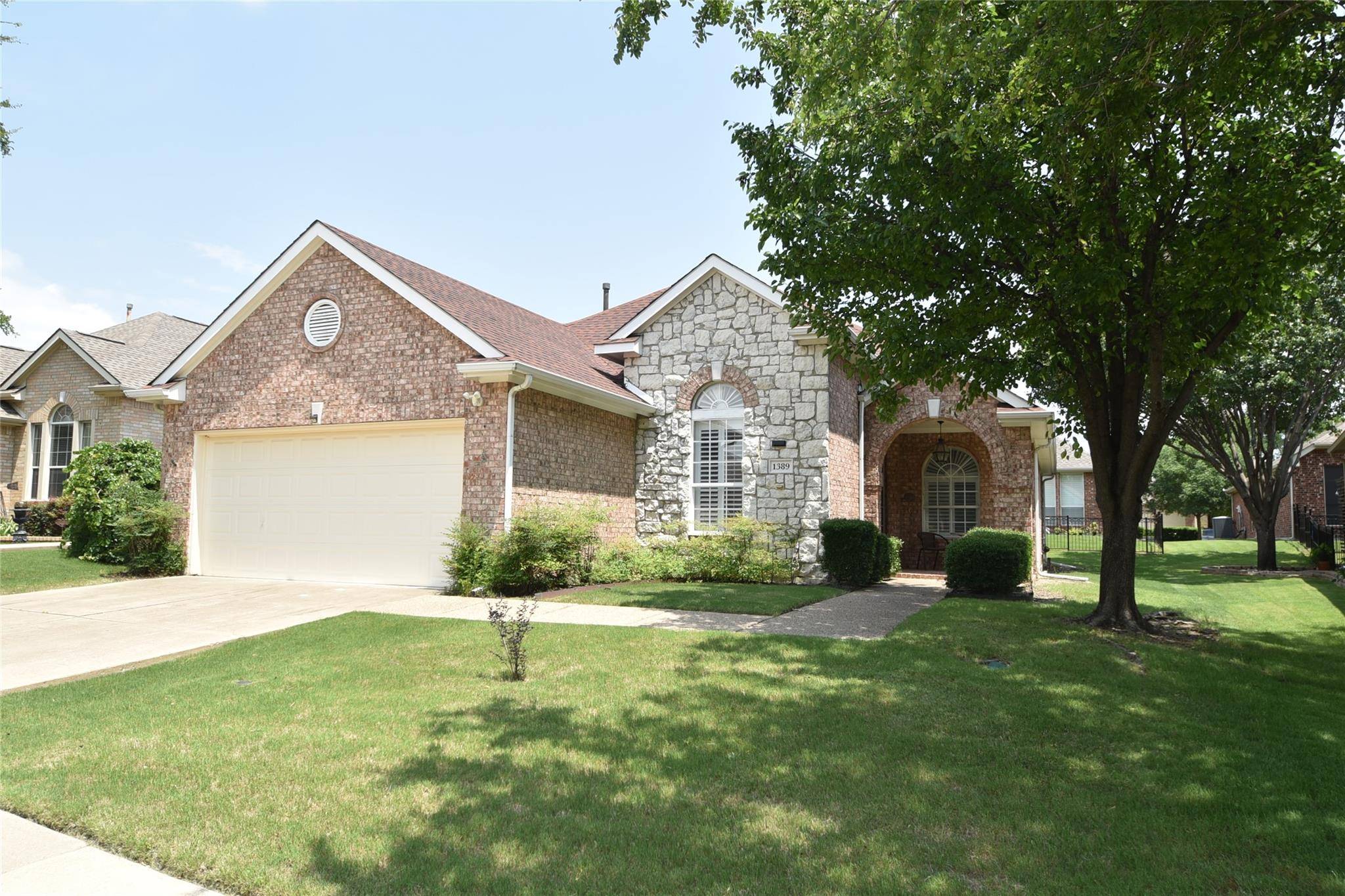 Fairview, TX 75069,1389 Sagebrook Drive