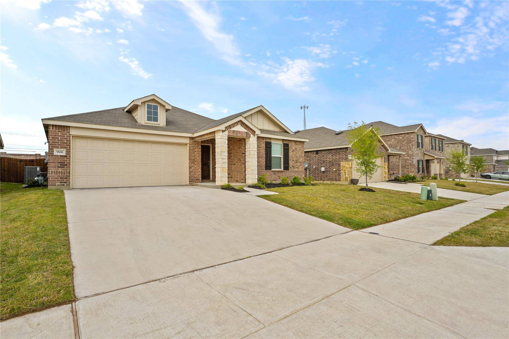 Haslet, TX 76052,908 Shire Avenue