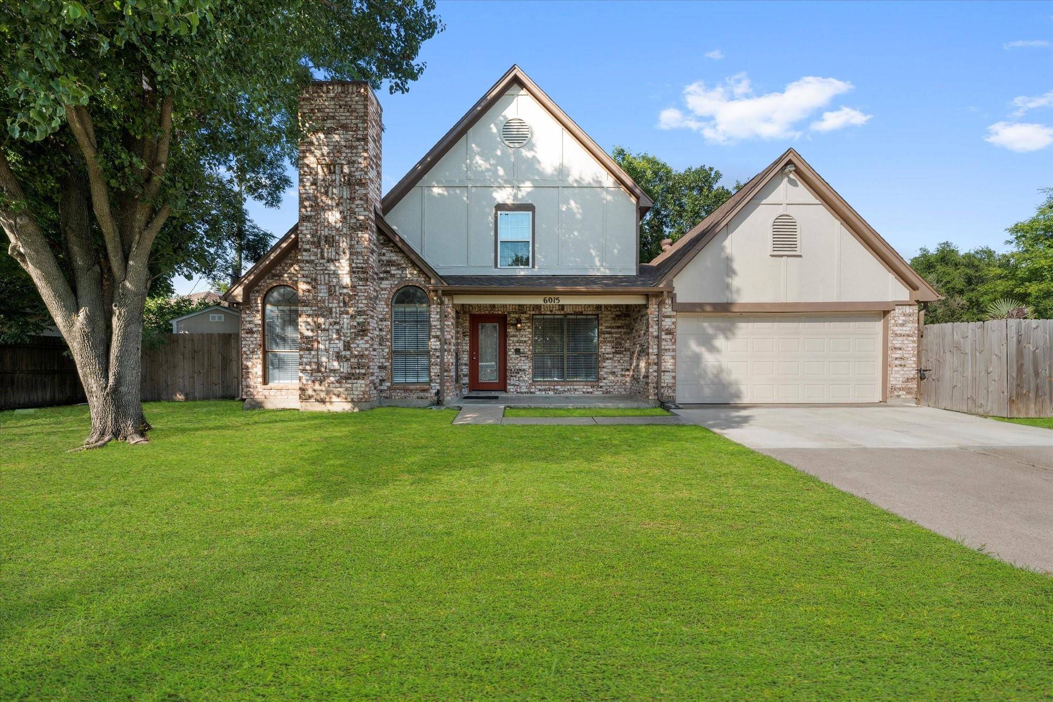 Arlington, TX 76017,6015 Maple Leaf Drive