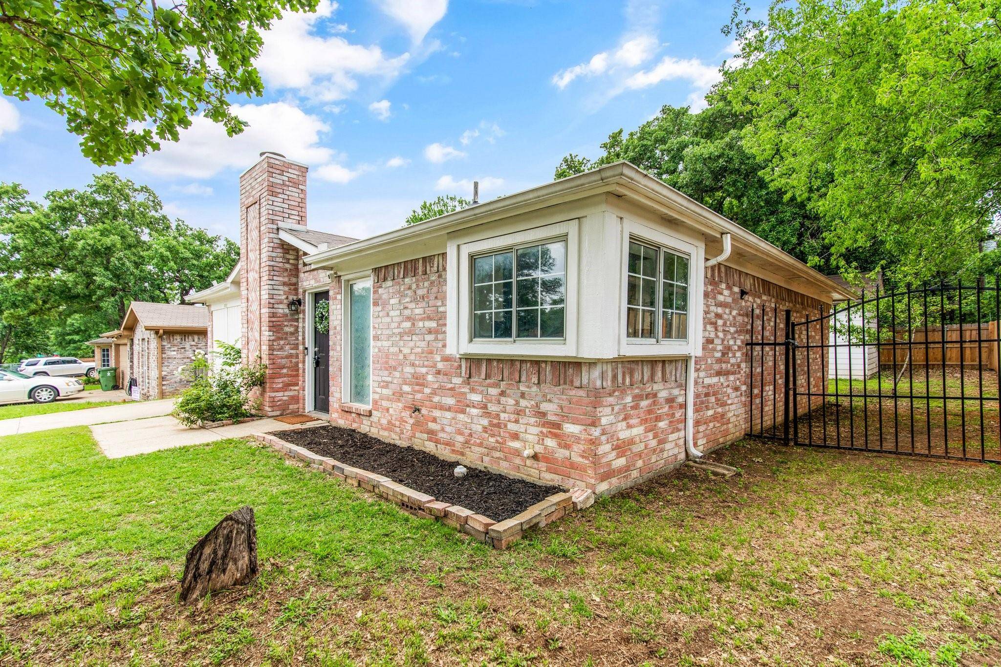 Mansfield, TX 76063,1405 Crest Drive