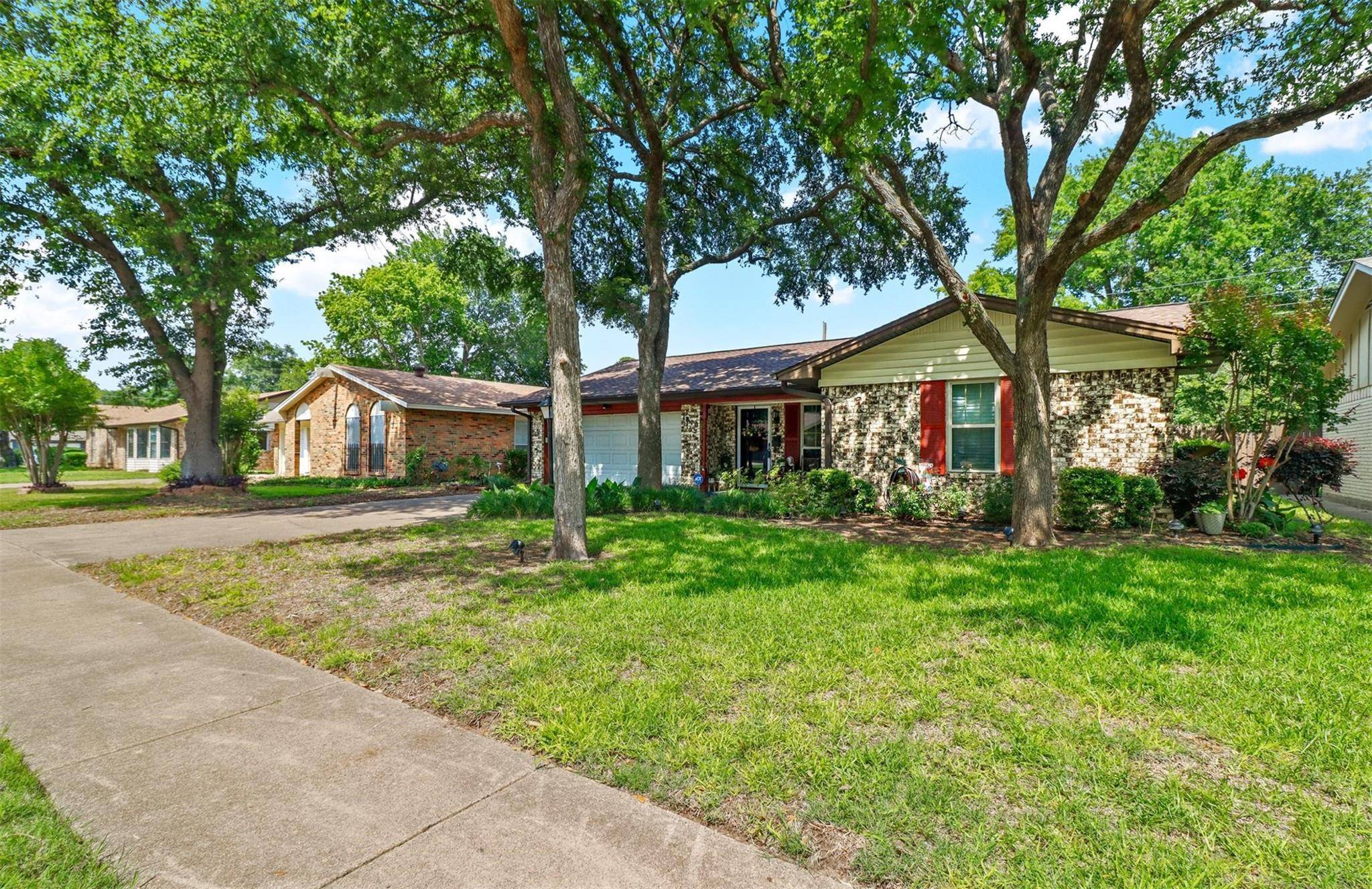 Irving, TX 75060,1810 Glenwick Lane