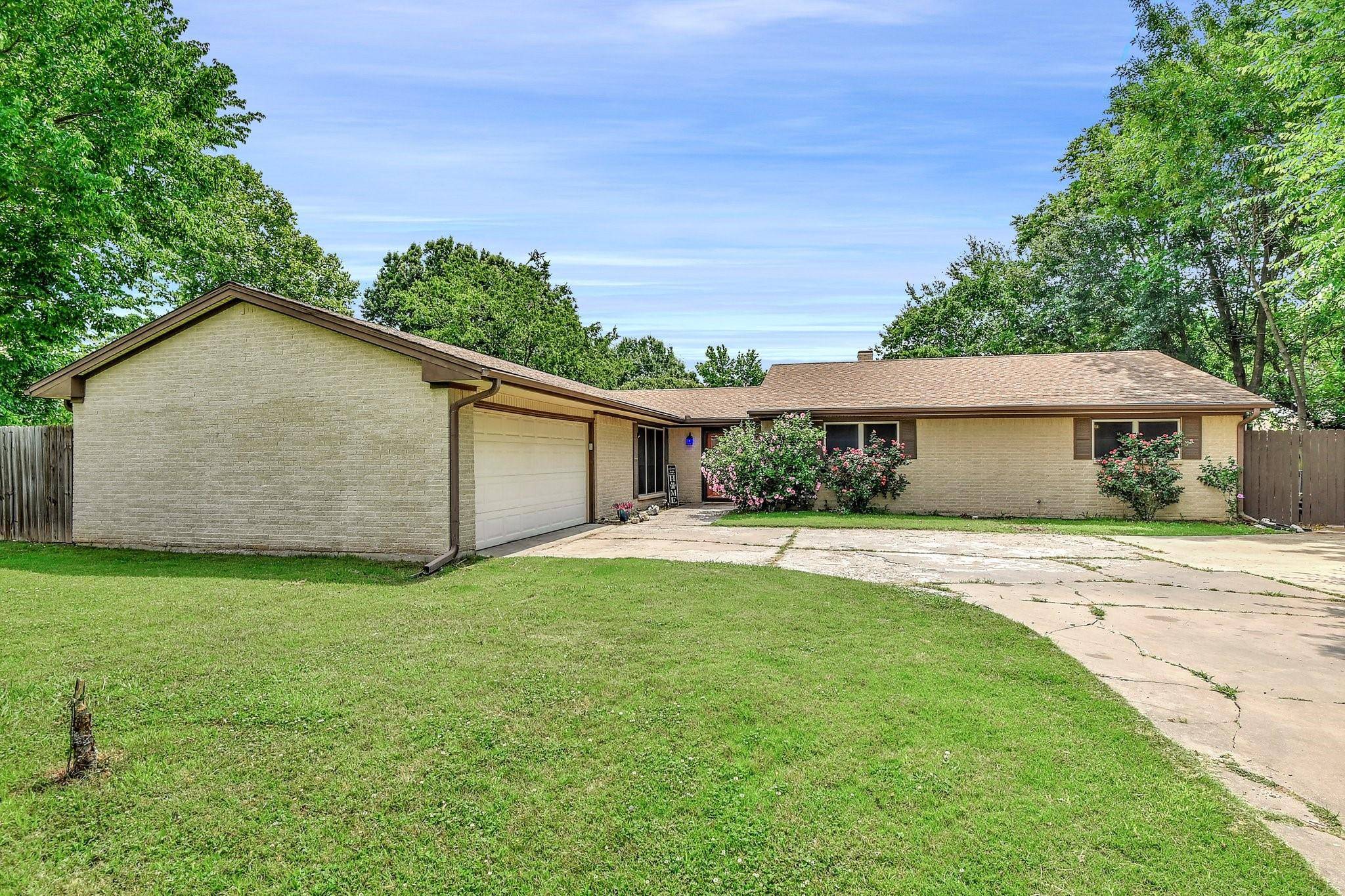 Bonham, TX 75418,2004 Red Bird Circle