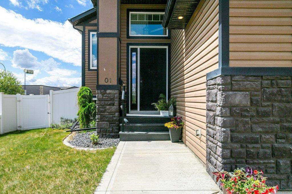 Blackfalds, AB T4M 0L9,1 Alderwood Close