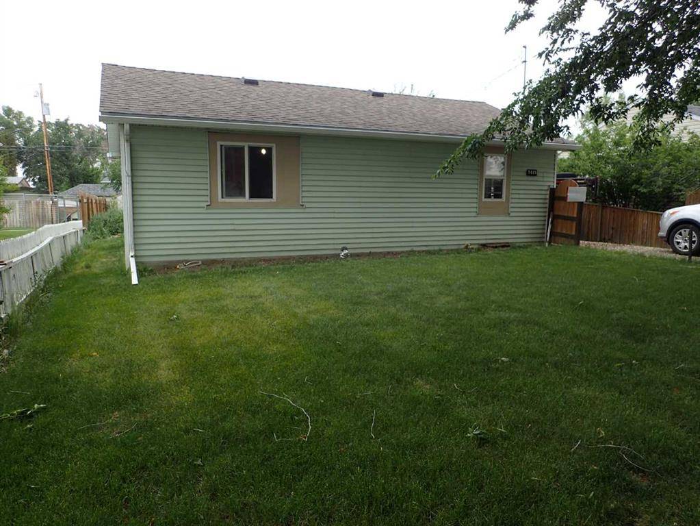 Taber, AB T1G 2E1,5415 44 AVE