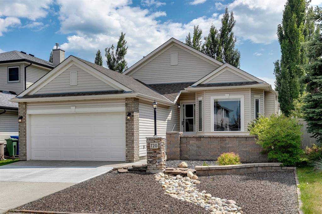 Okotoks, AB T1S1X4,720 Cimarron Close