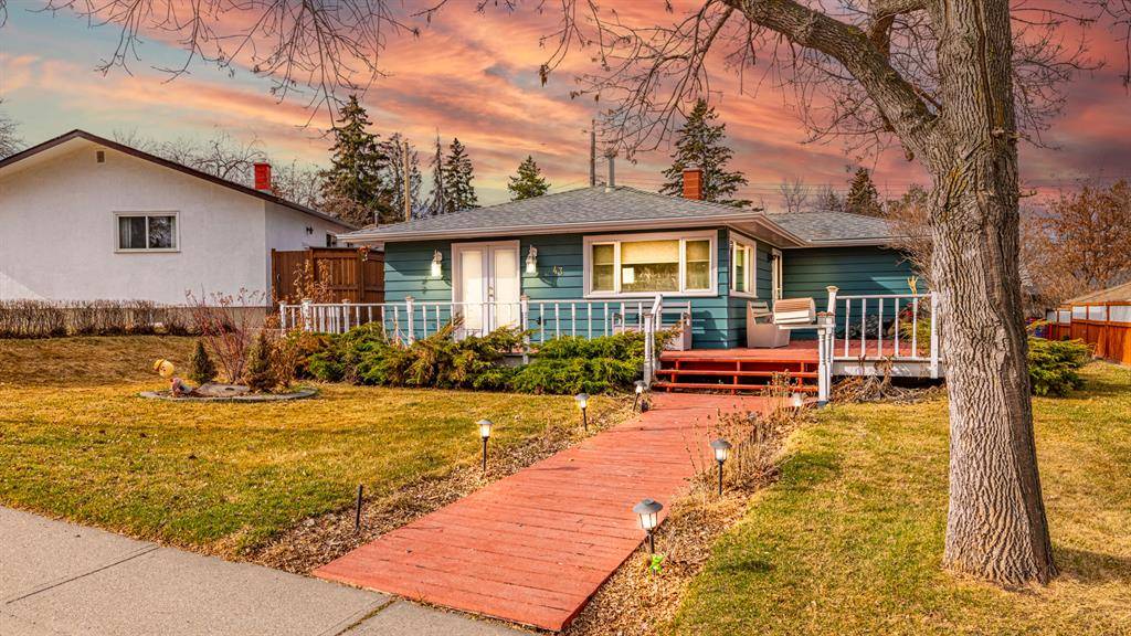 Calgary, AB T2H 0V9,43 Foster RD SE