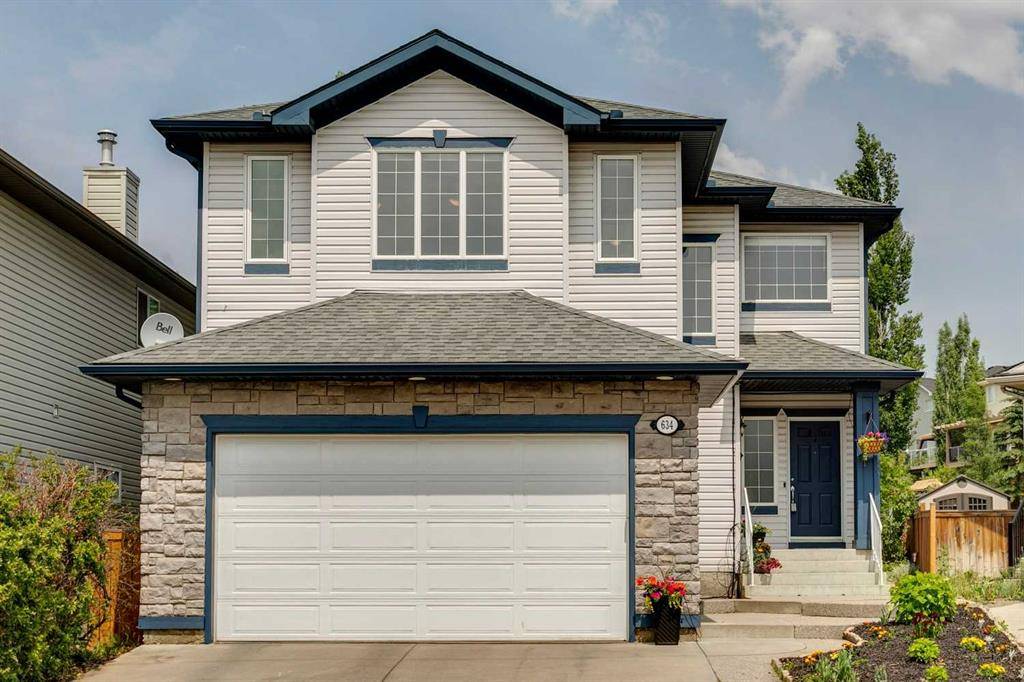 Calgary, AB T3G 5C2,634 Rocky Ridge VW NW