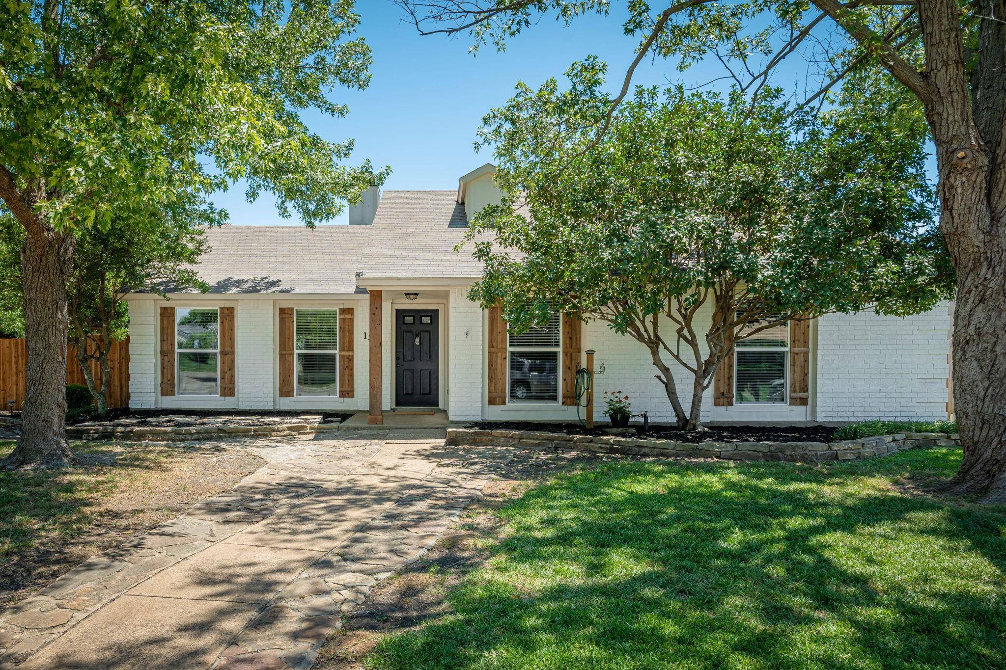 Allen, TX 75002,1324 Crestview Drive