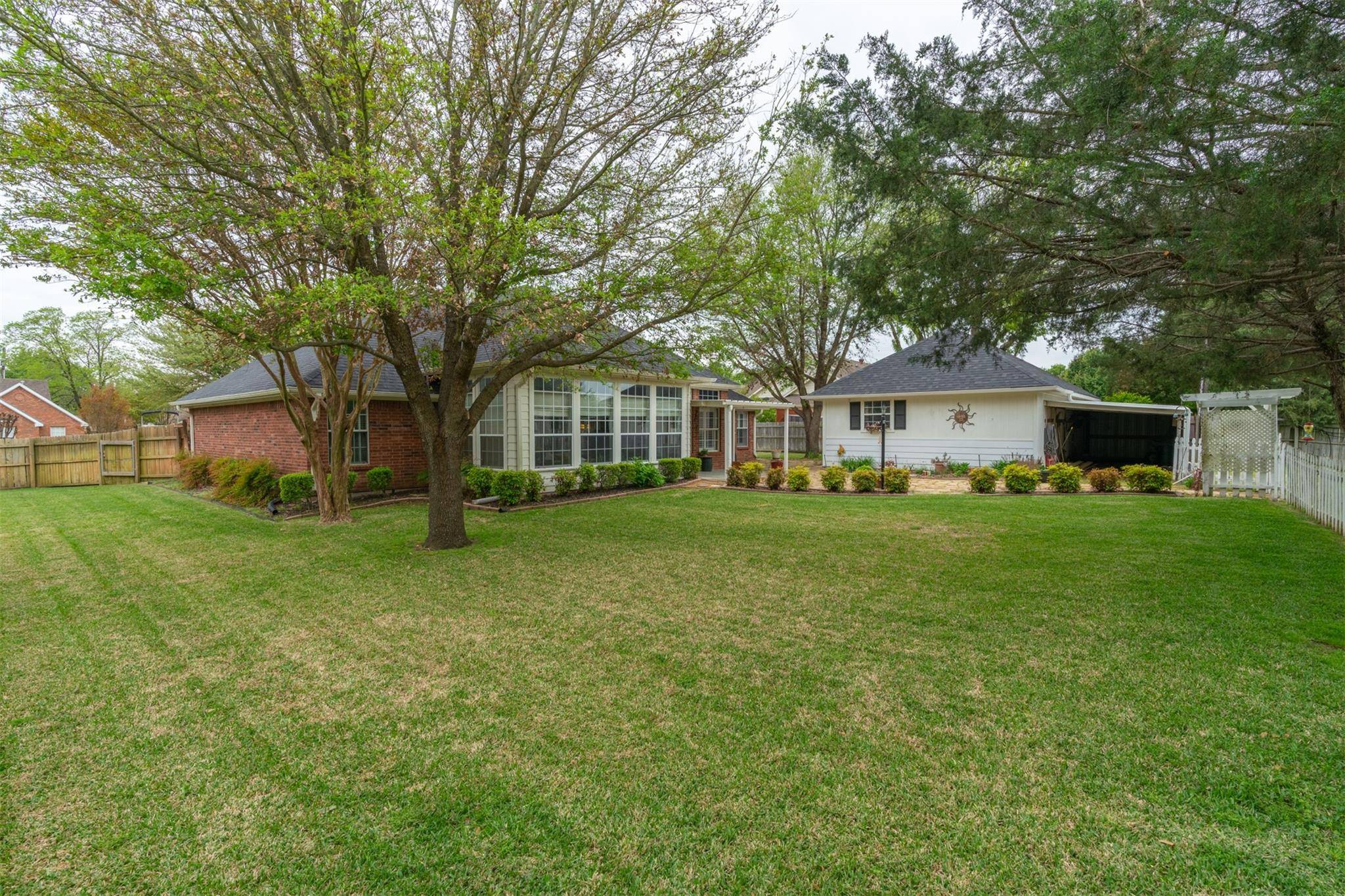 Bonham, TX 75418,801 Cedar Creek Circle