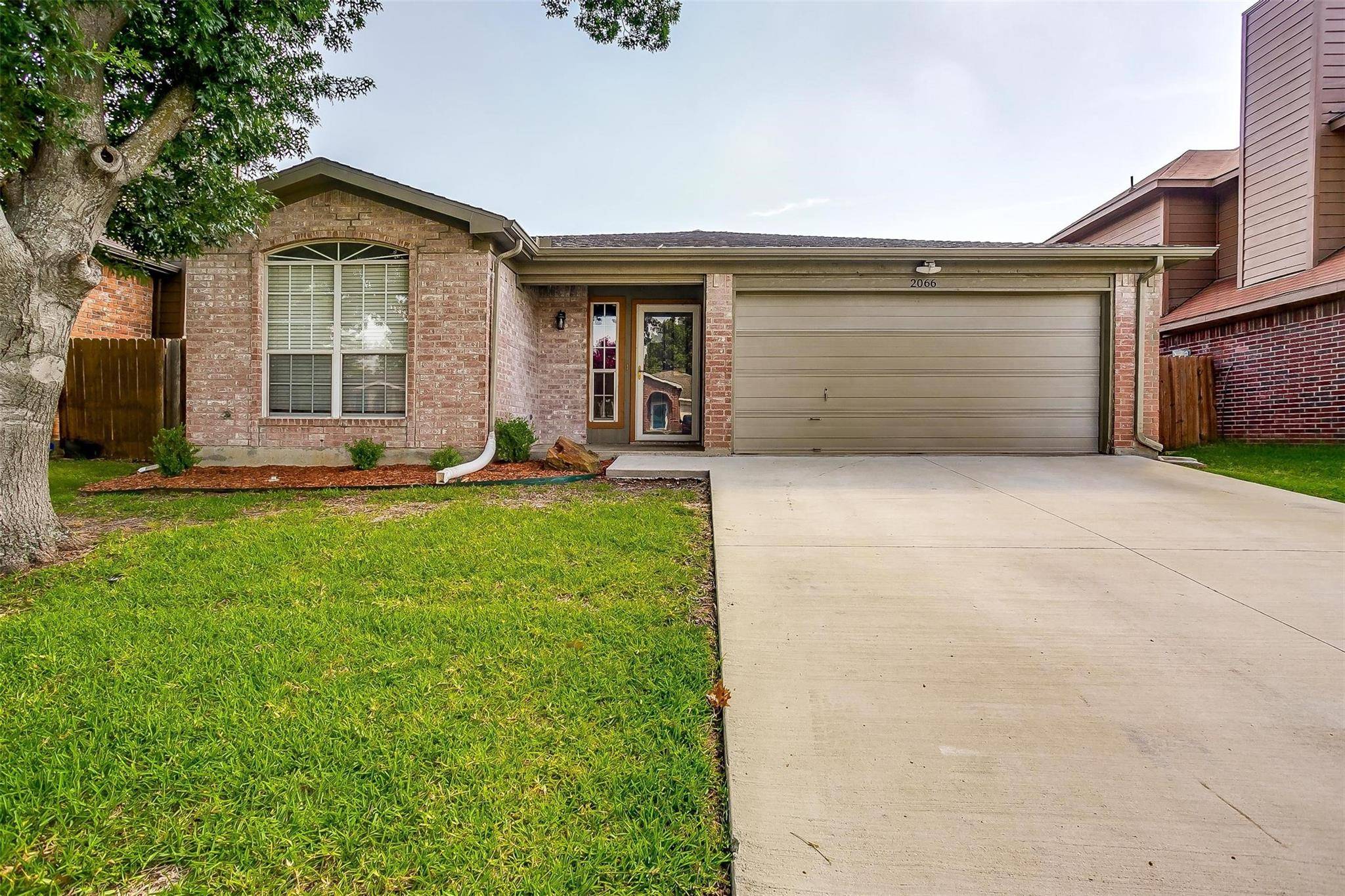 Keller, TX 76248,2066 Palomino Trail