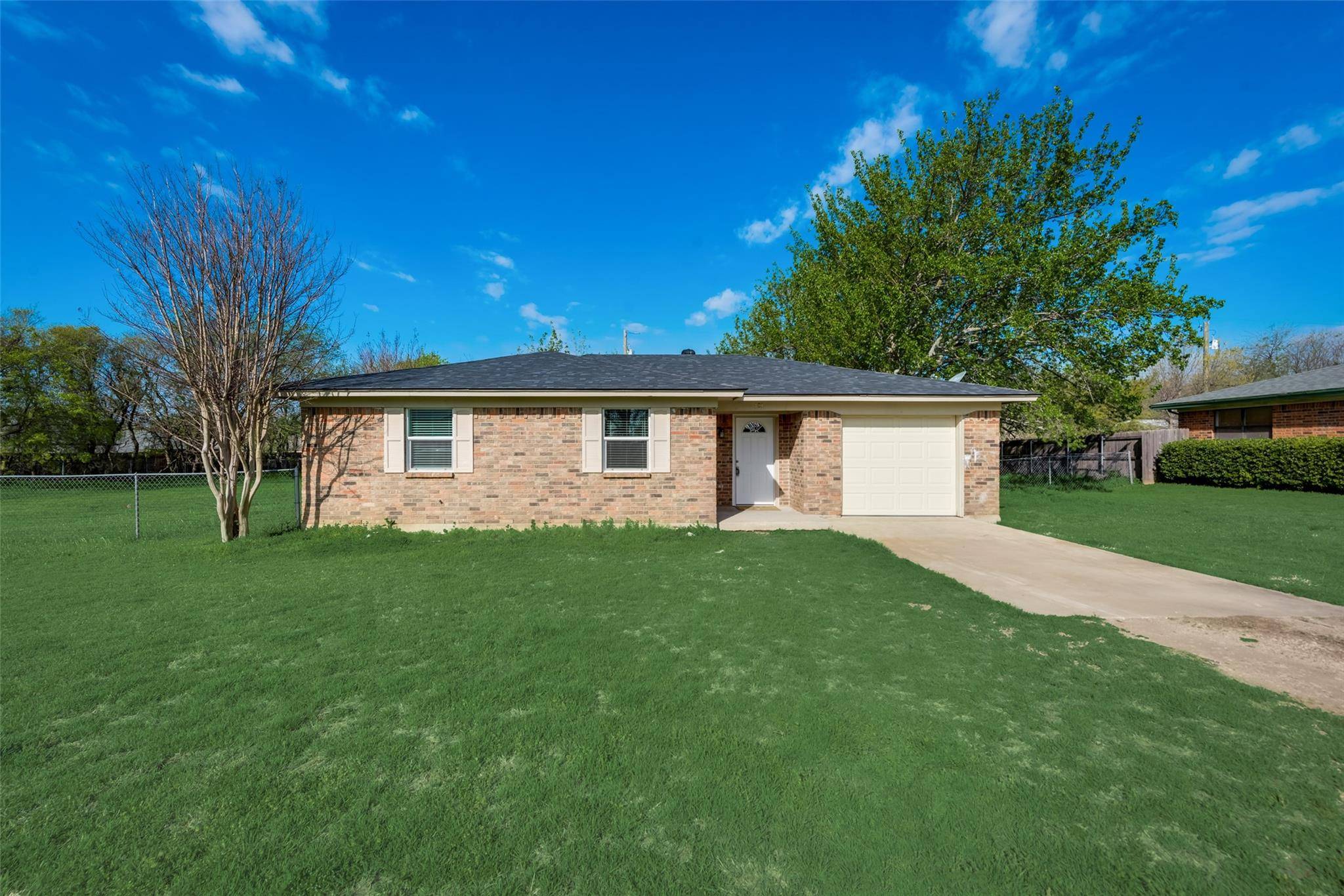 Rhome, TX 76078,121 Redbud Street