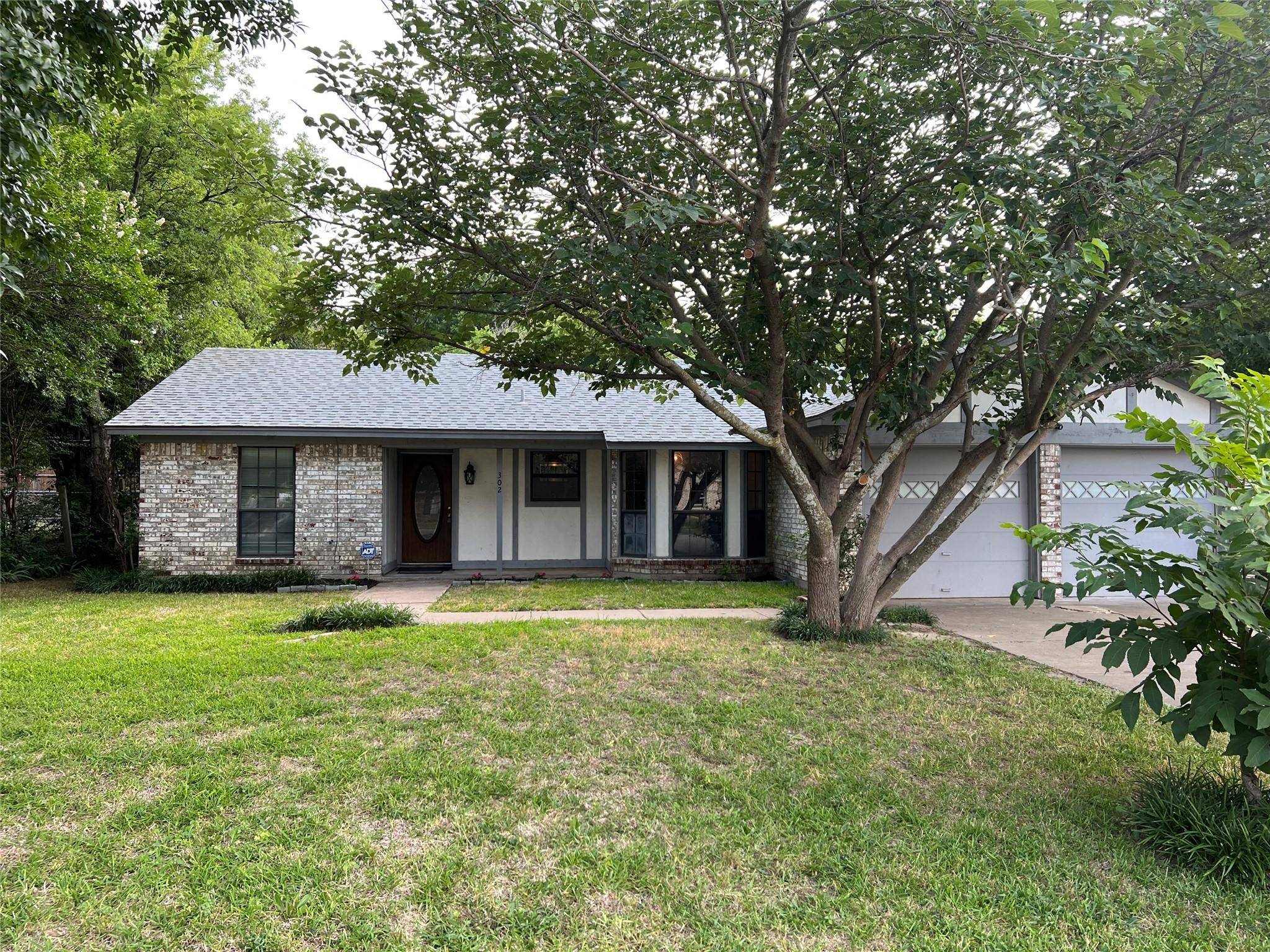 Roanoke, TX 76262,302 Lois Street