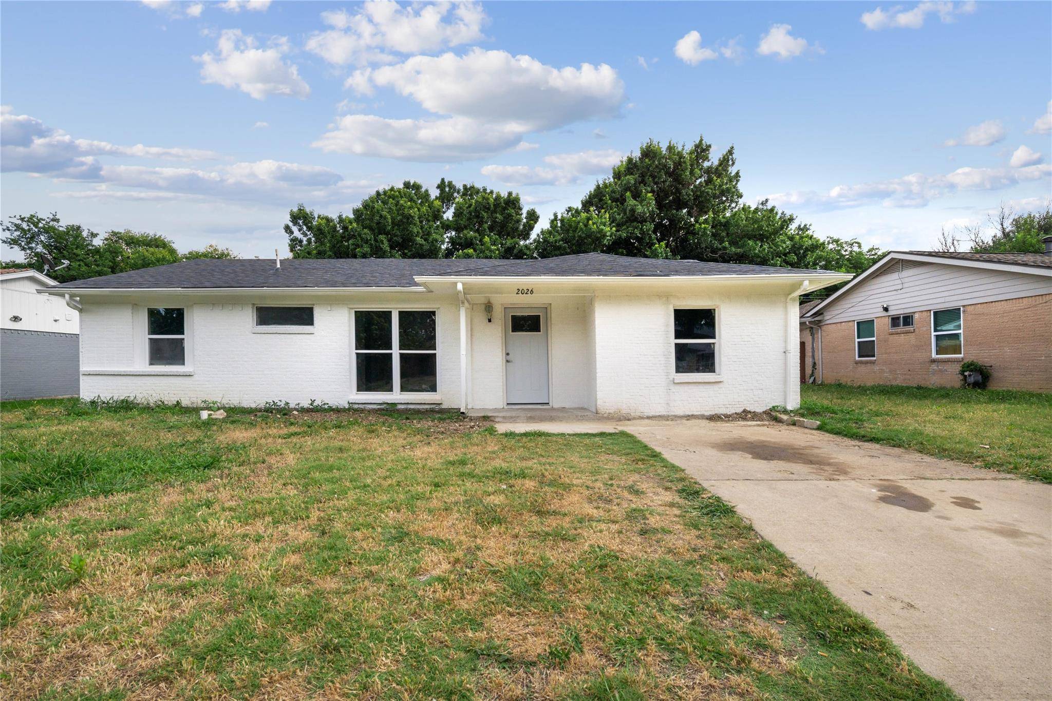 Arlington, TX 76010,2026 Menefee Street