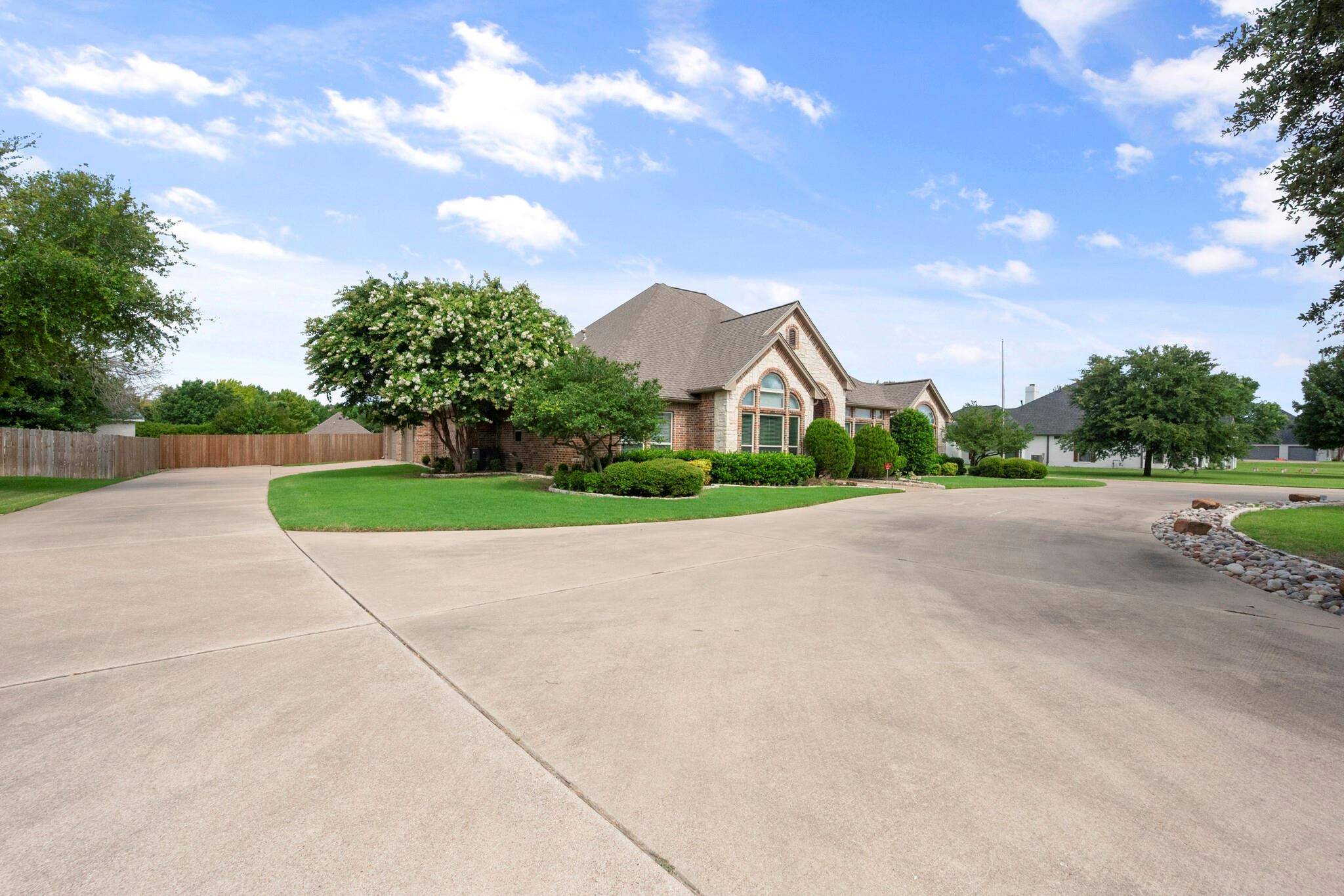 Waxahachie, TX 75165,109 Magnolia Drive