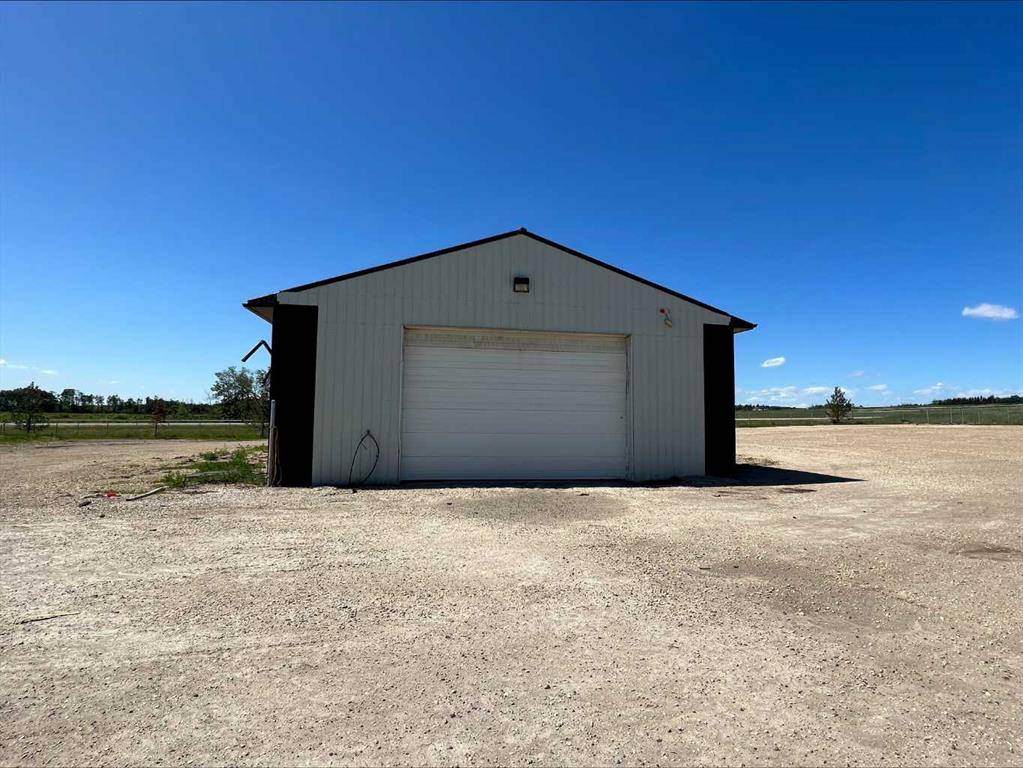 Dimsdale, AB T8H 5H9,713055 Range Road 72A