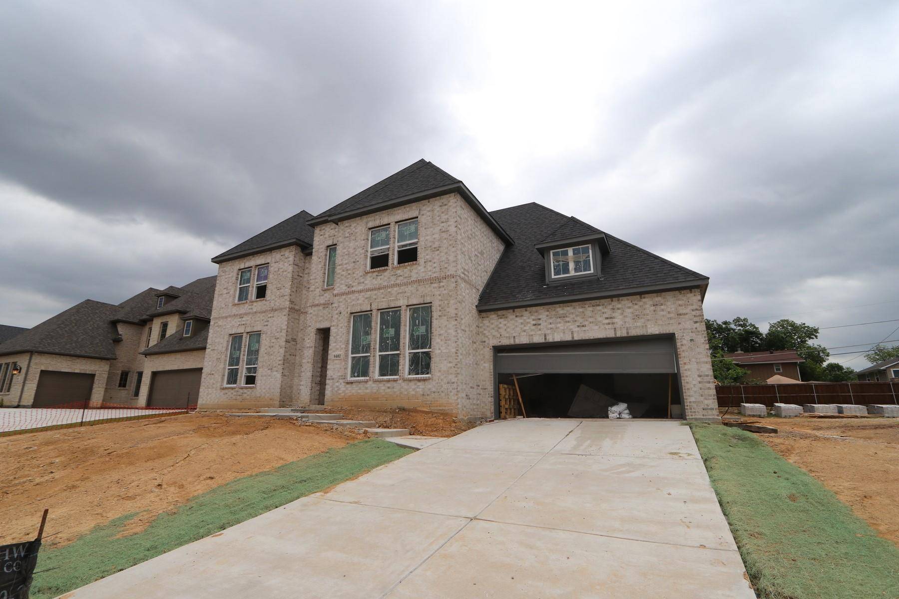 Dallas, TX 75243,9402 Rockmount Drive