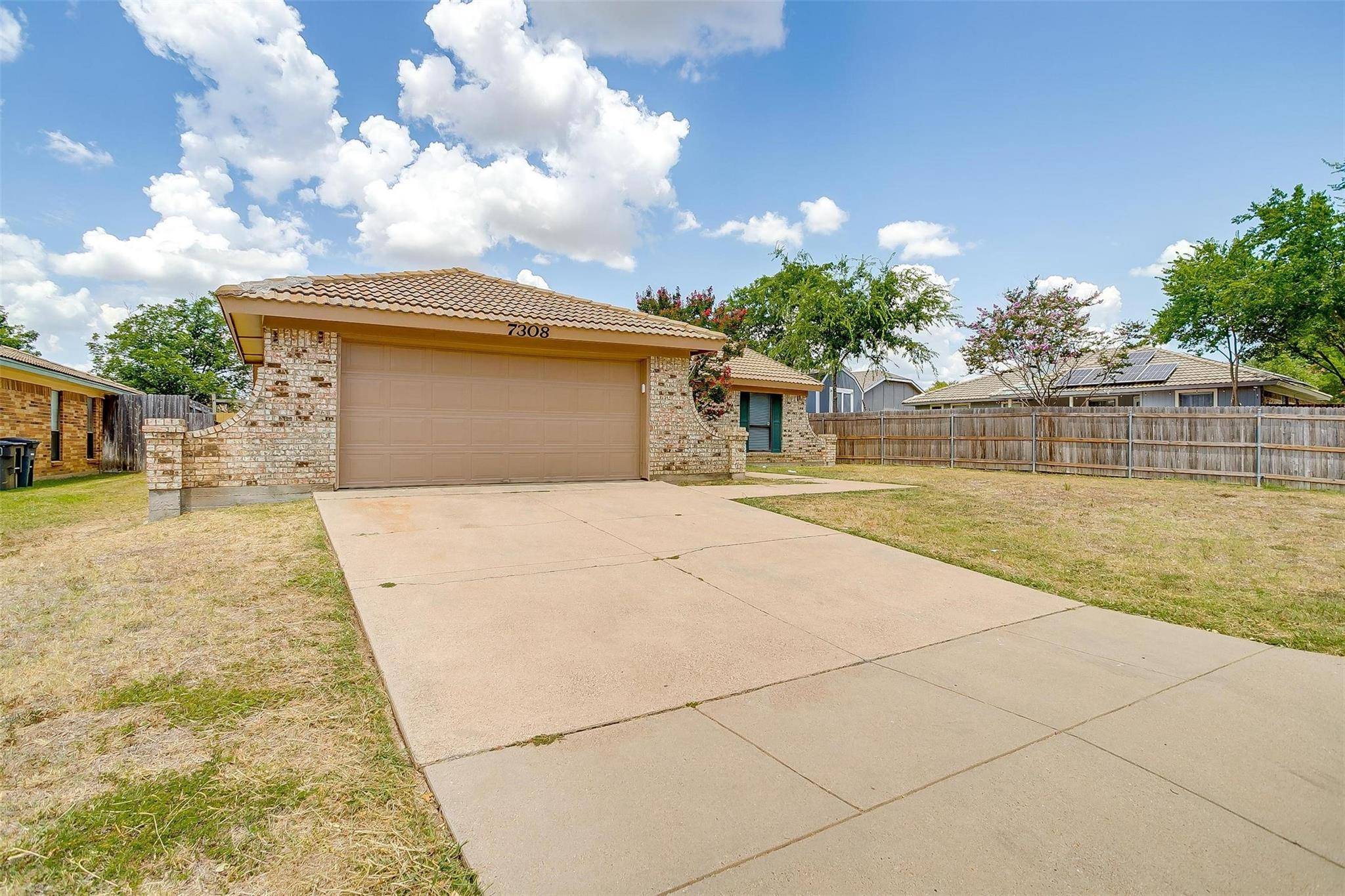 Fort Worth, TX 76133,7308 Meadow Creek Drive