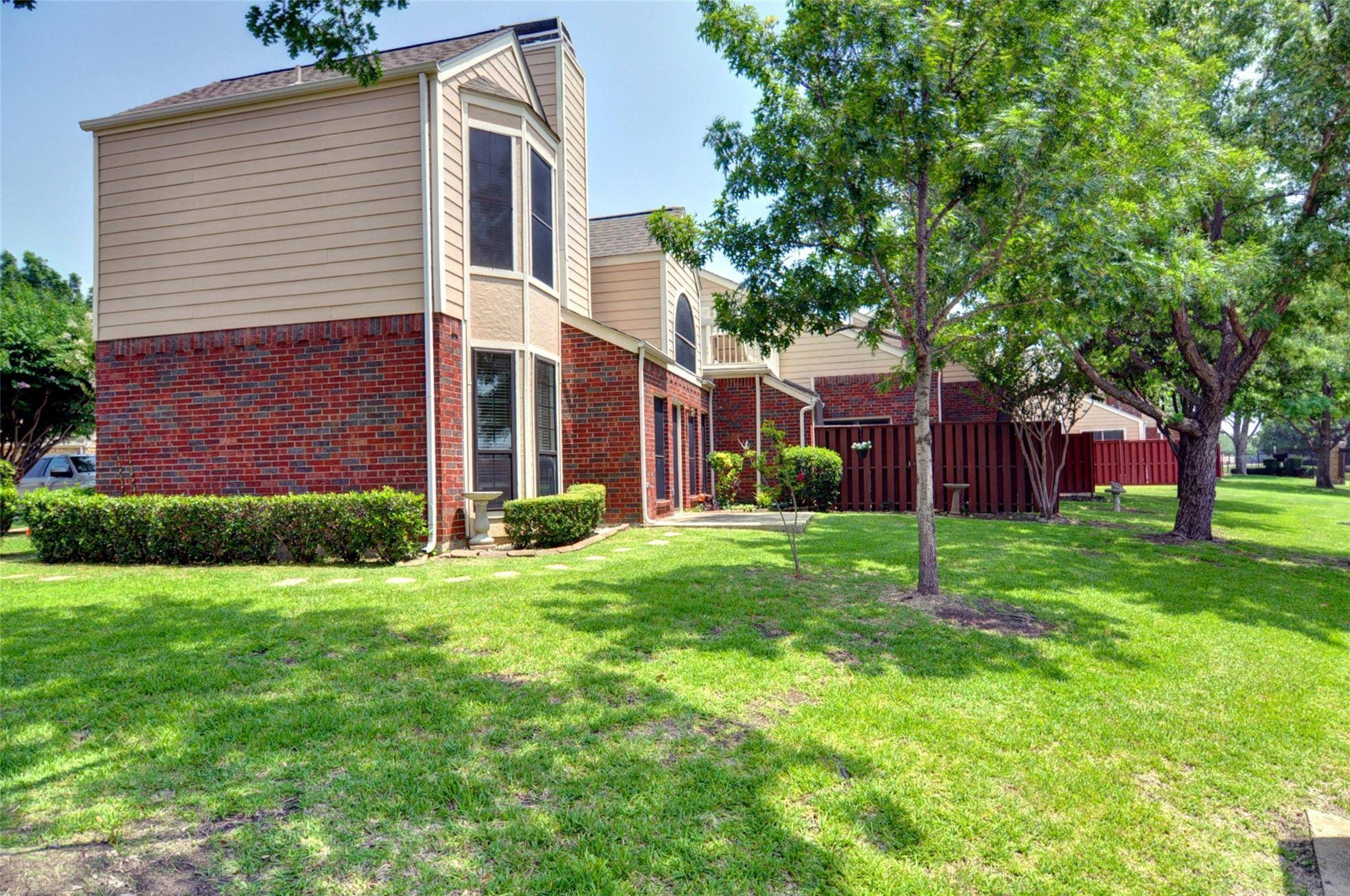 Irving, TX 75063,205 Cimarron Trail #6