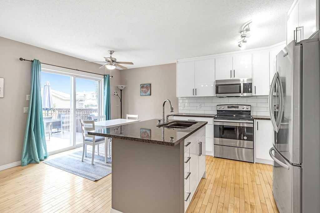 Calgary, AB T3H 5S4,110 Cougar Plateau WAY SW