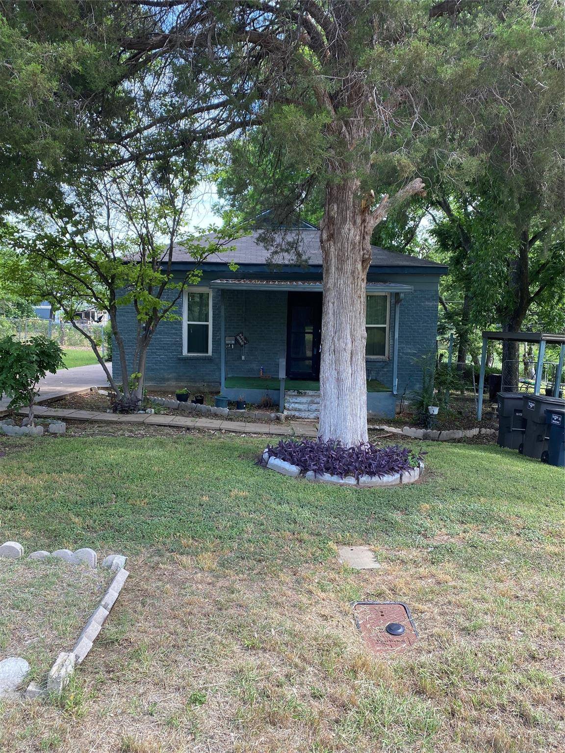 Fort Worth, TX 76107,5228 Humbert Avenue