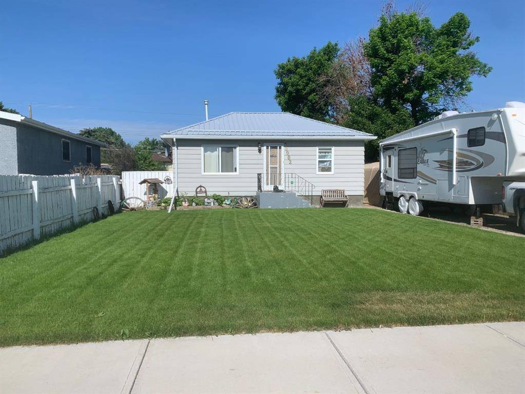 Taber, AB T1G 1K3,5902 54 ST