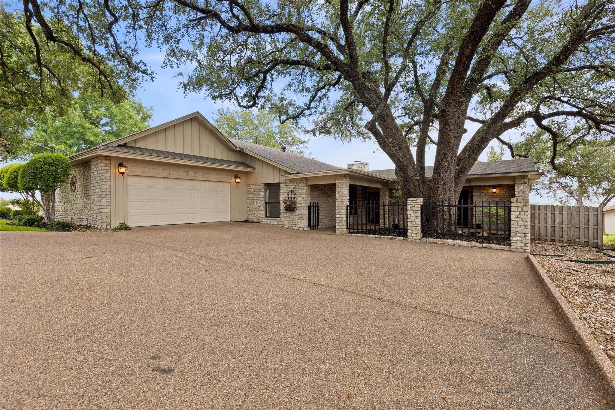 Granbury, TX 76049,4207 Cimmaron Trail