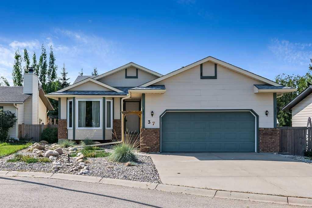 Okotoks, AB T1S 1H4,37 Welch CRES