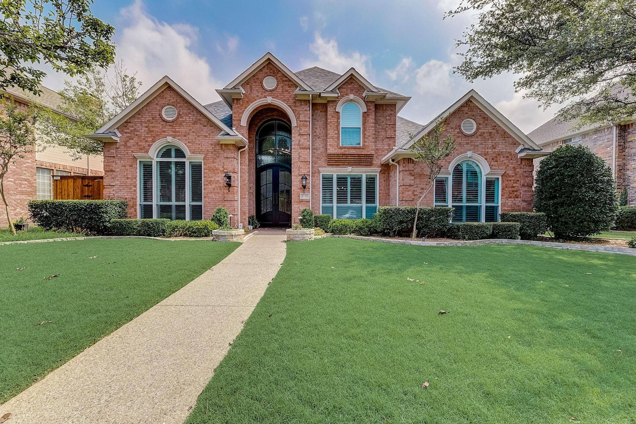 Plano, TX 75025,3732 Round Tree Way