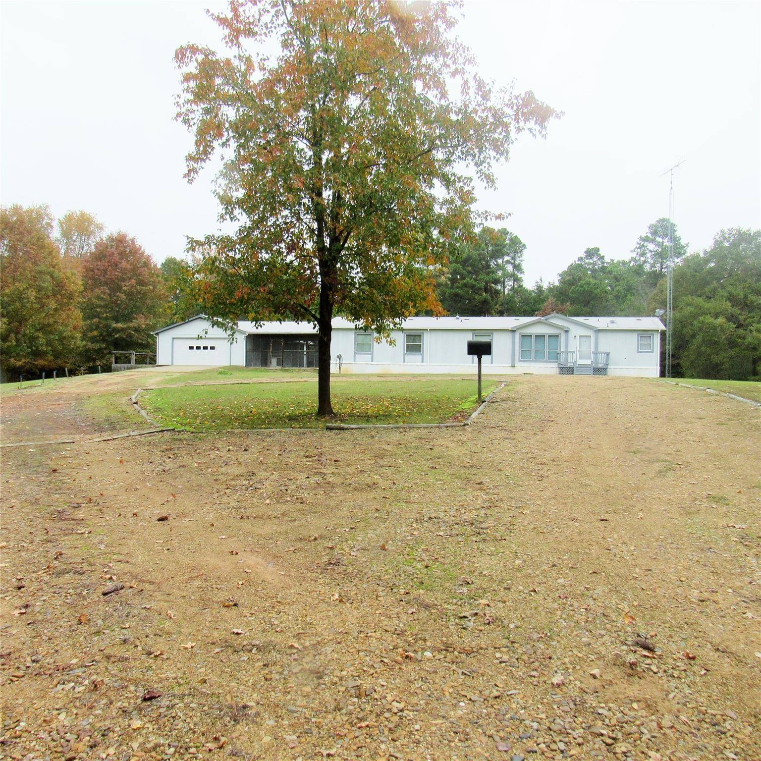 Winnsboro, TX 75494,1237 County Road 4255