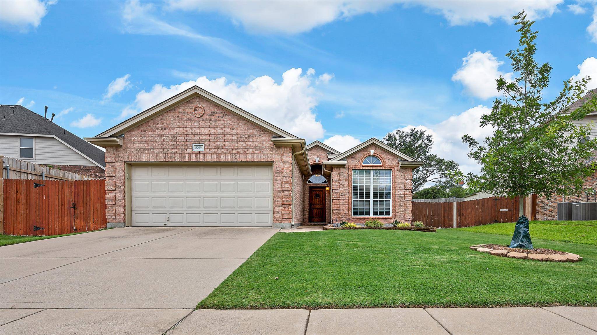 Fort Worth, TX 76179,5709 Minnow Drive