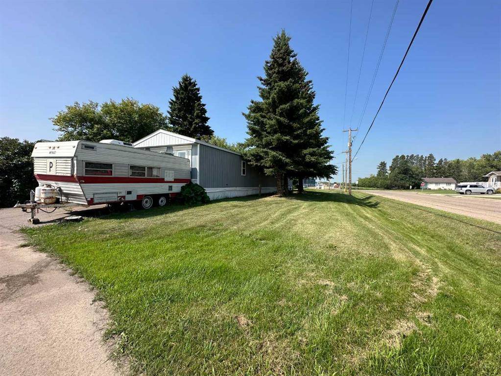 Stettler, AB T0C 2L2,6017 52 AVE #12