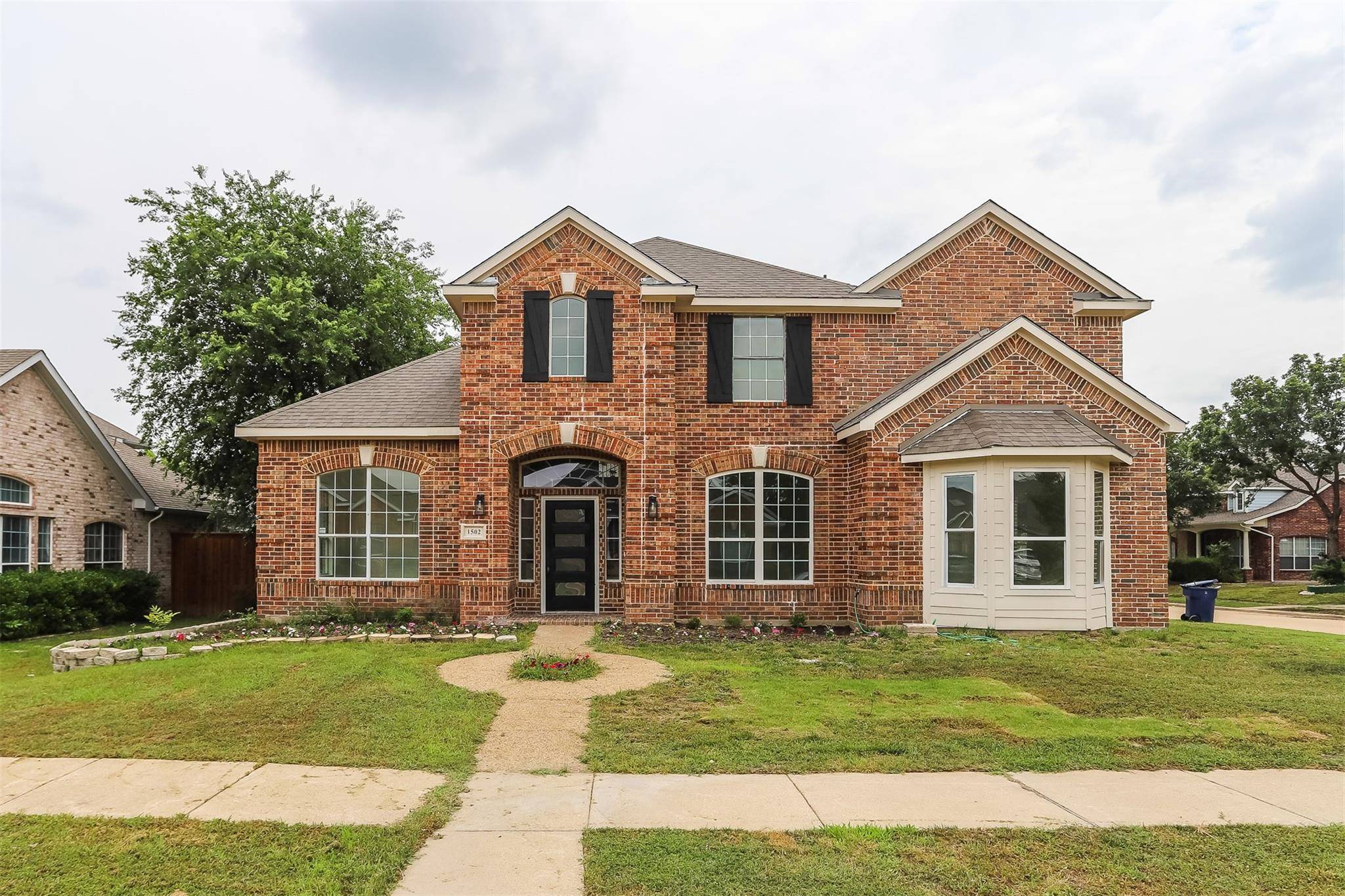 Garland, TX 75040,1502 Ravine Crossing