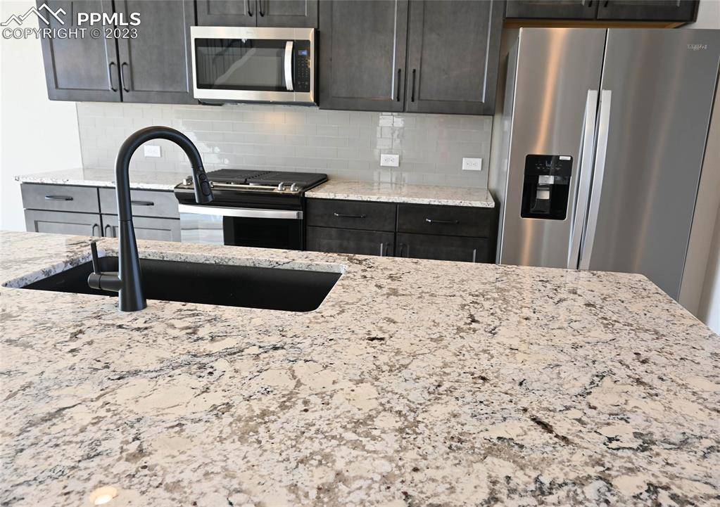 Colorado Springs, CO 80923,5944 Vista Vision DR