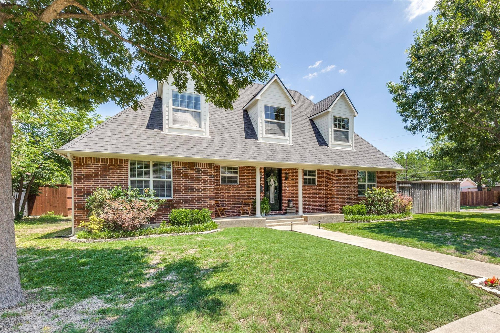 Dallas, TX 75228,3667 Delford Circle