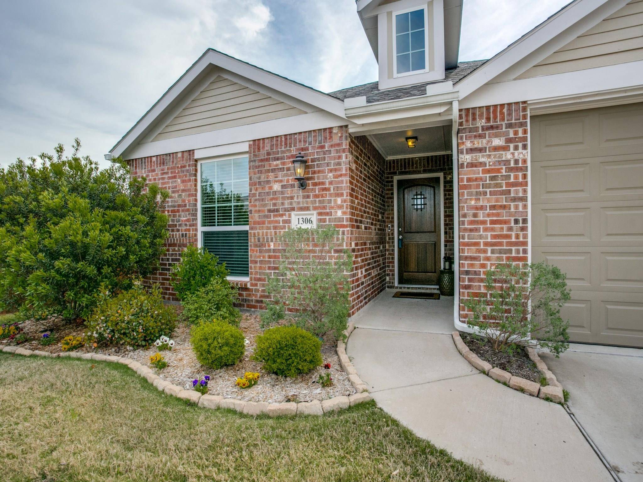 Wylie, TX 75098,1306 Denay Lane