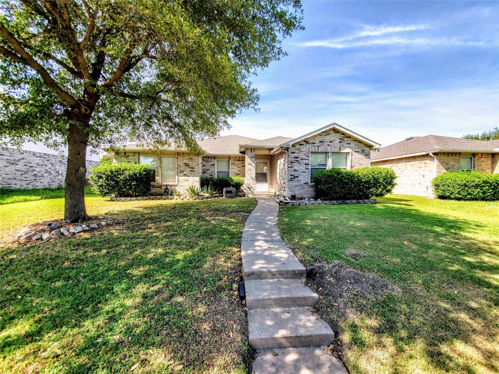 Wylie, TX 75098,1202 Leeward Lane