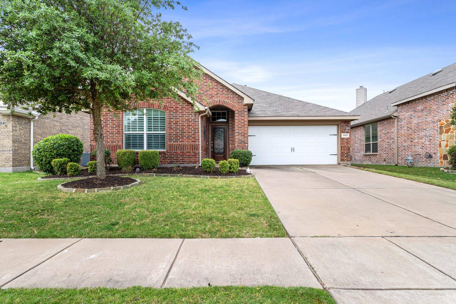 Wylie, TX 75098,1912 Fairway Glen Drive