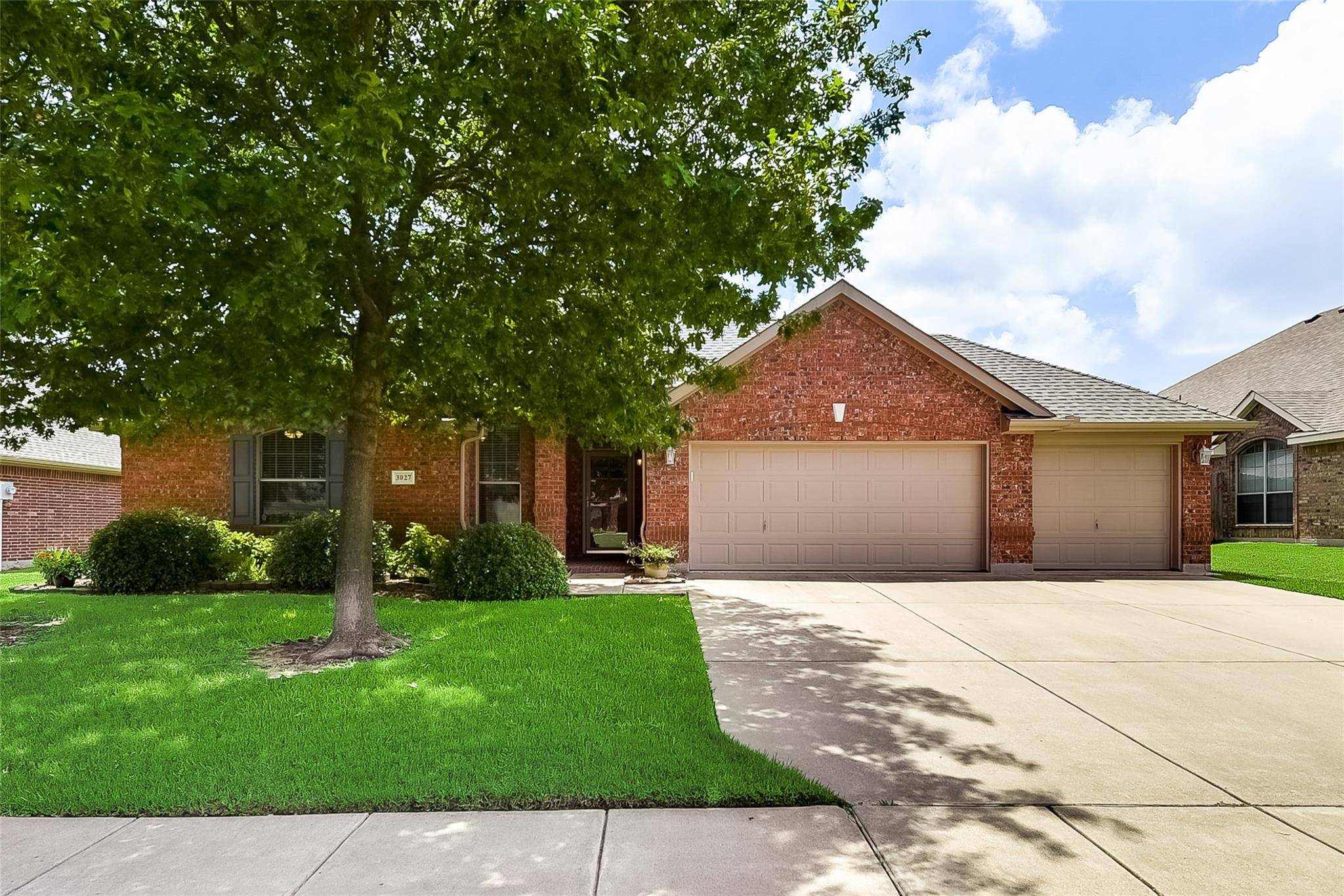 Wylie, TX 75098,3027 Leslie Drive