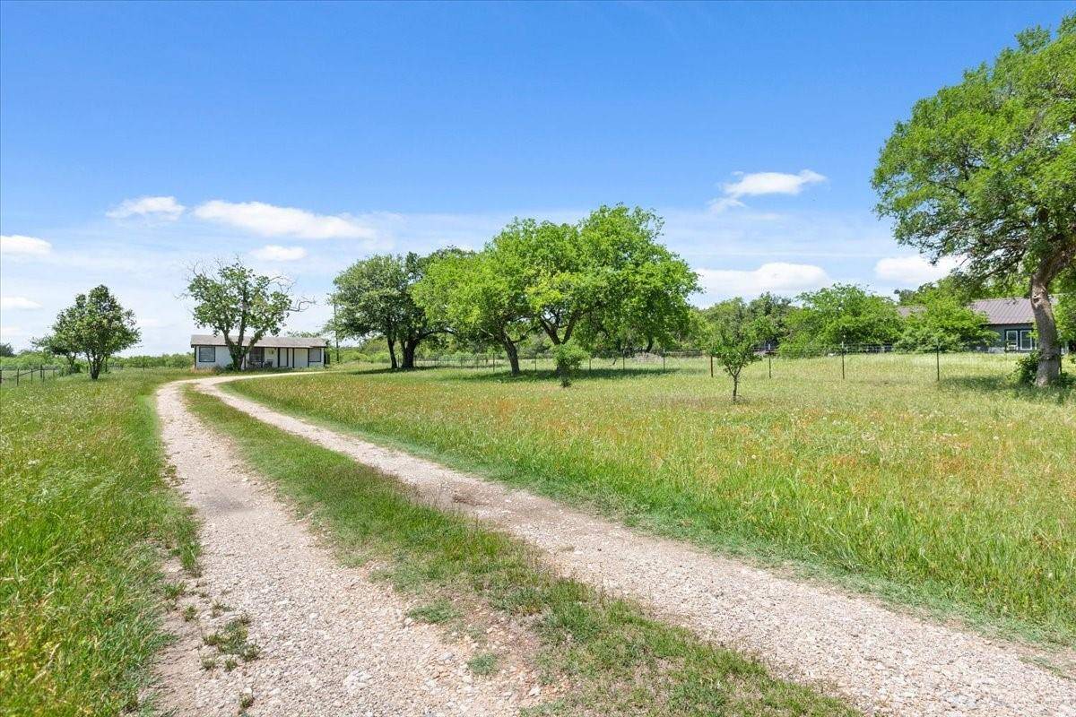 Axtell, TX 76624,661 S Pleasant Hill Road