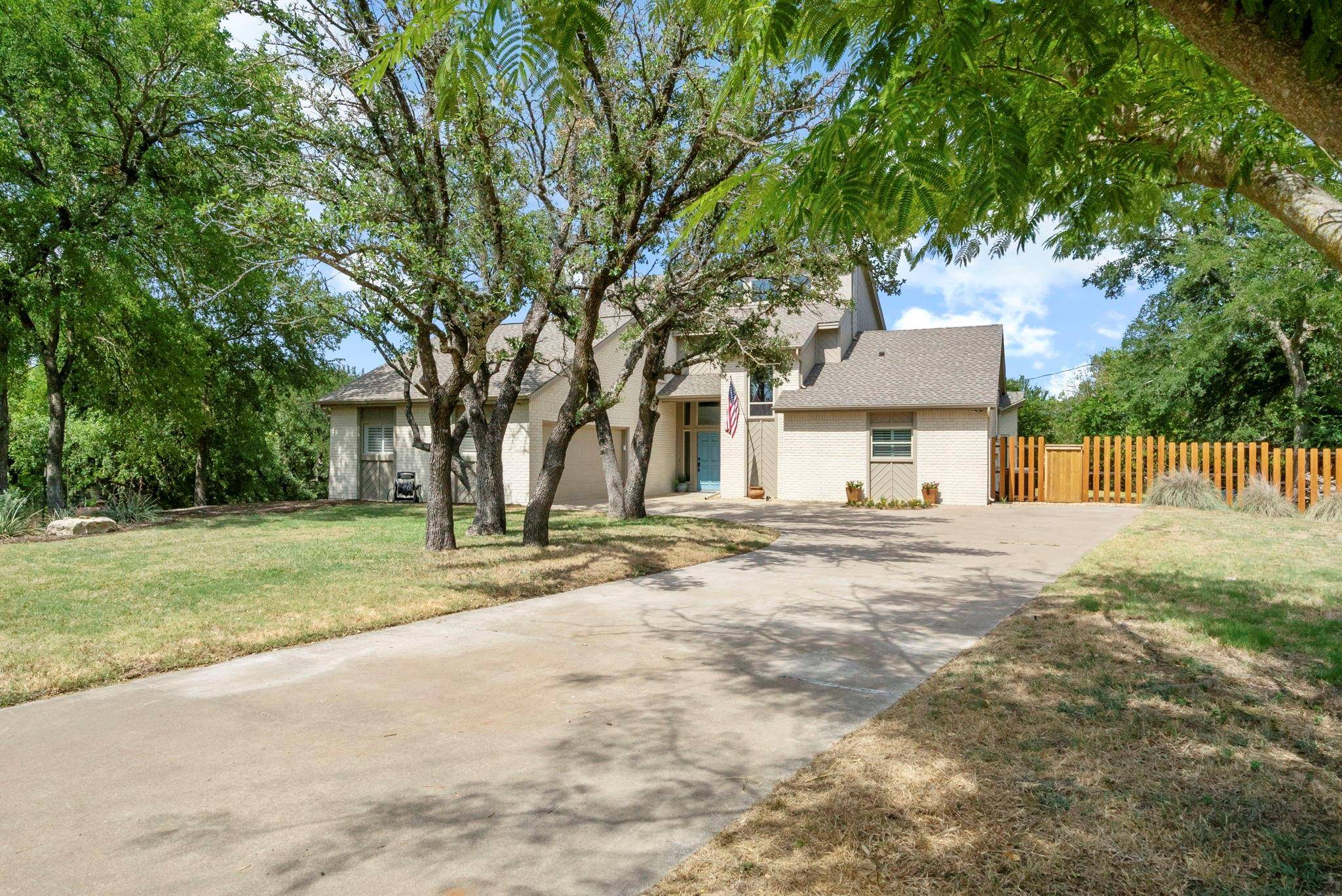 Willow Park, TX 76087,303 Fairway Court