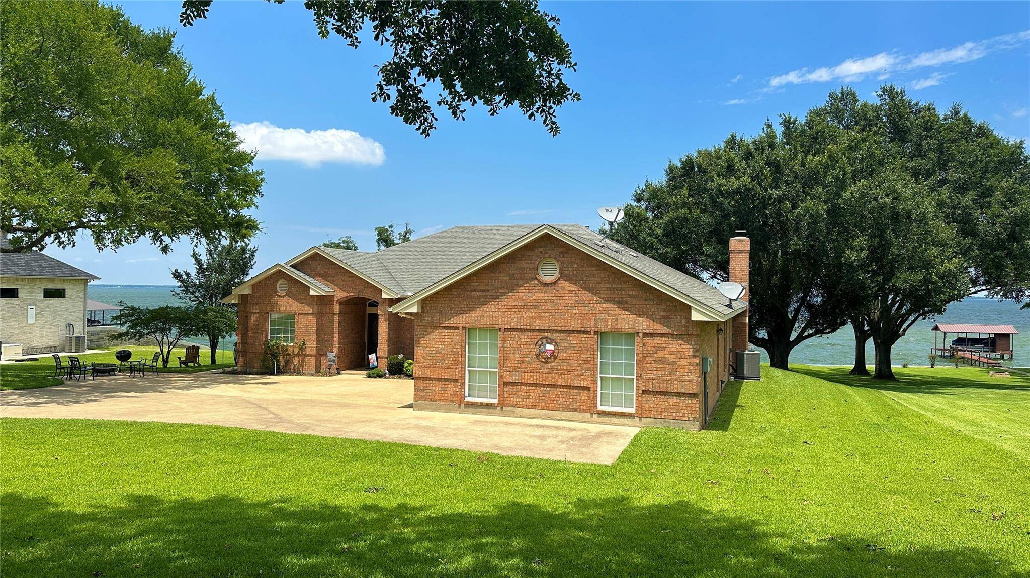 Streetman, TX 75859,9003 Blue Diamond