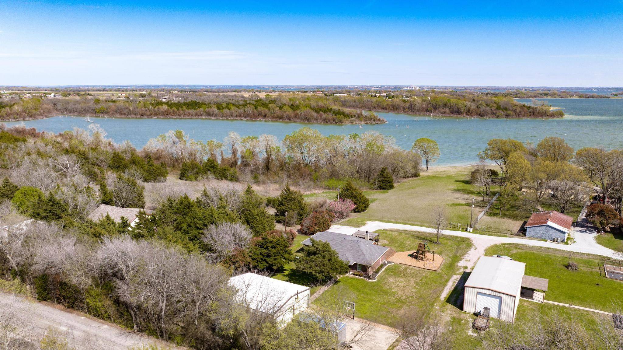 10535 Tree Lane, Princeton, TX 75407