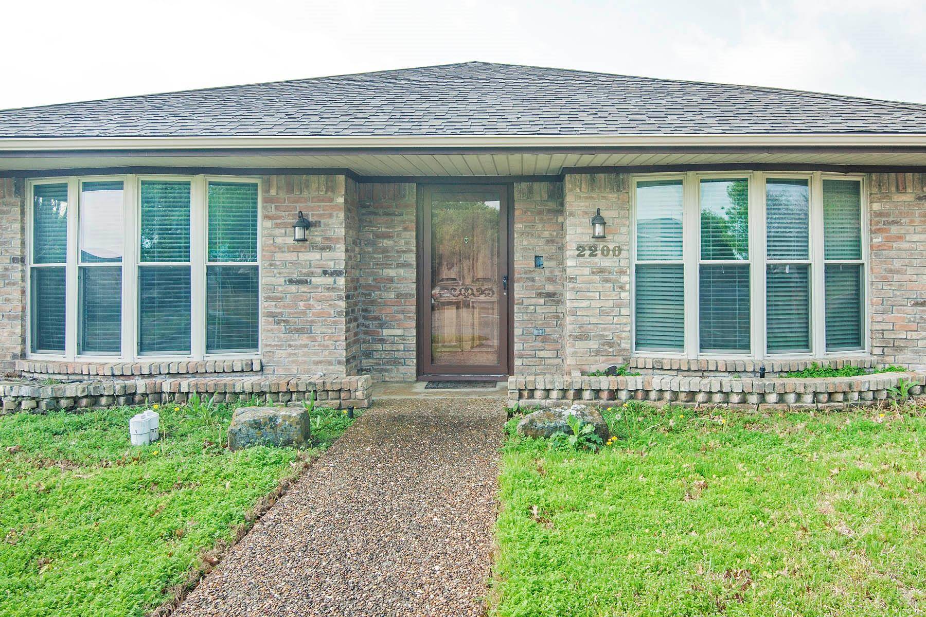 Plano, TX 75075,2200 Stone Creek Drive