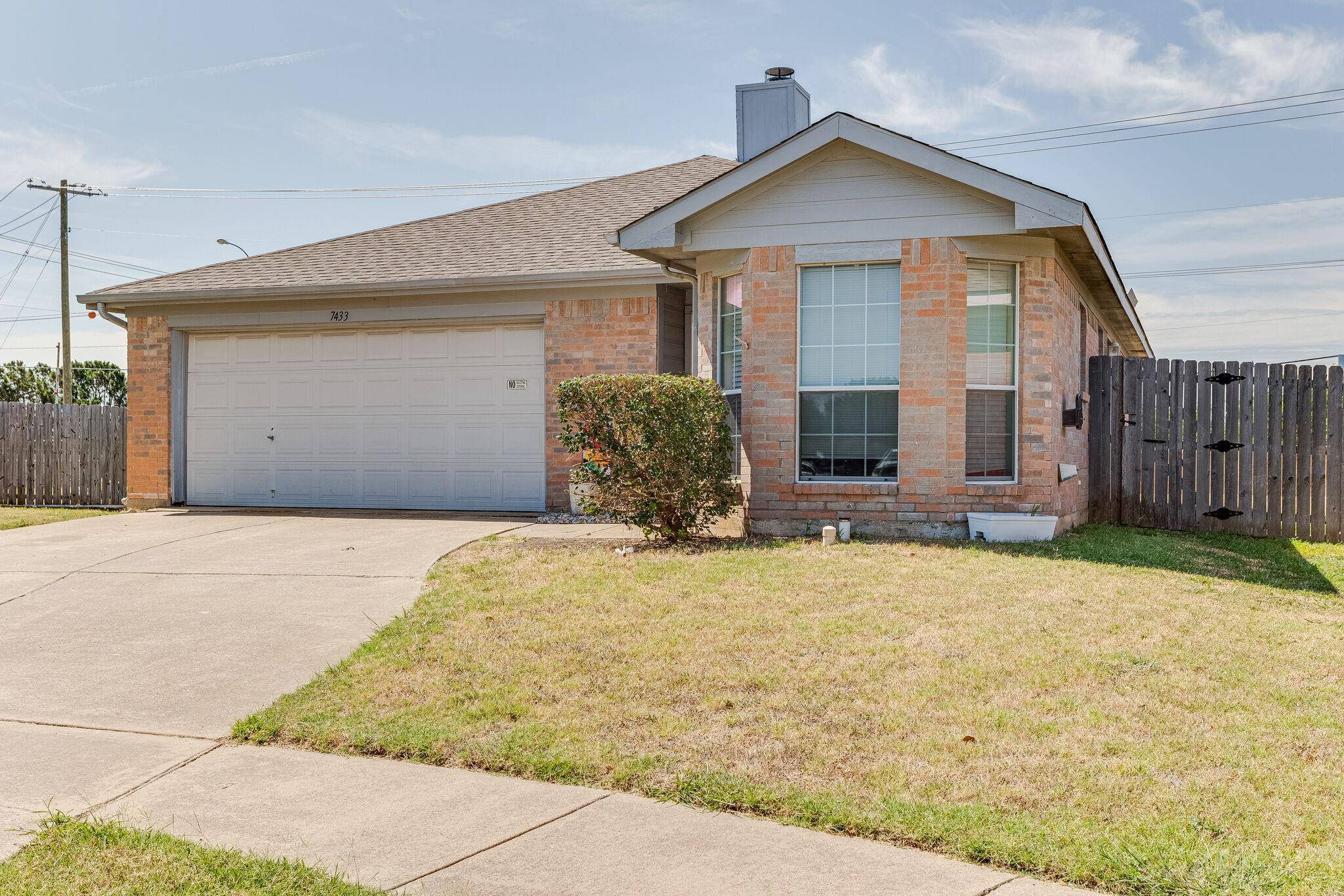 Fort Worth, TX 76133,7433 Avington Way