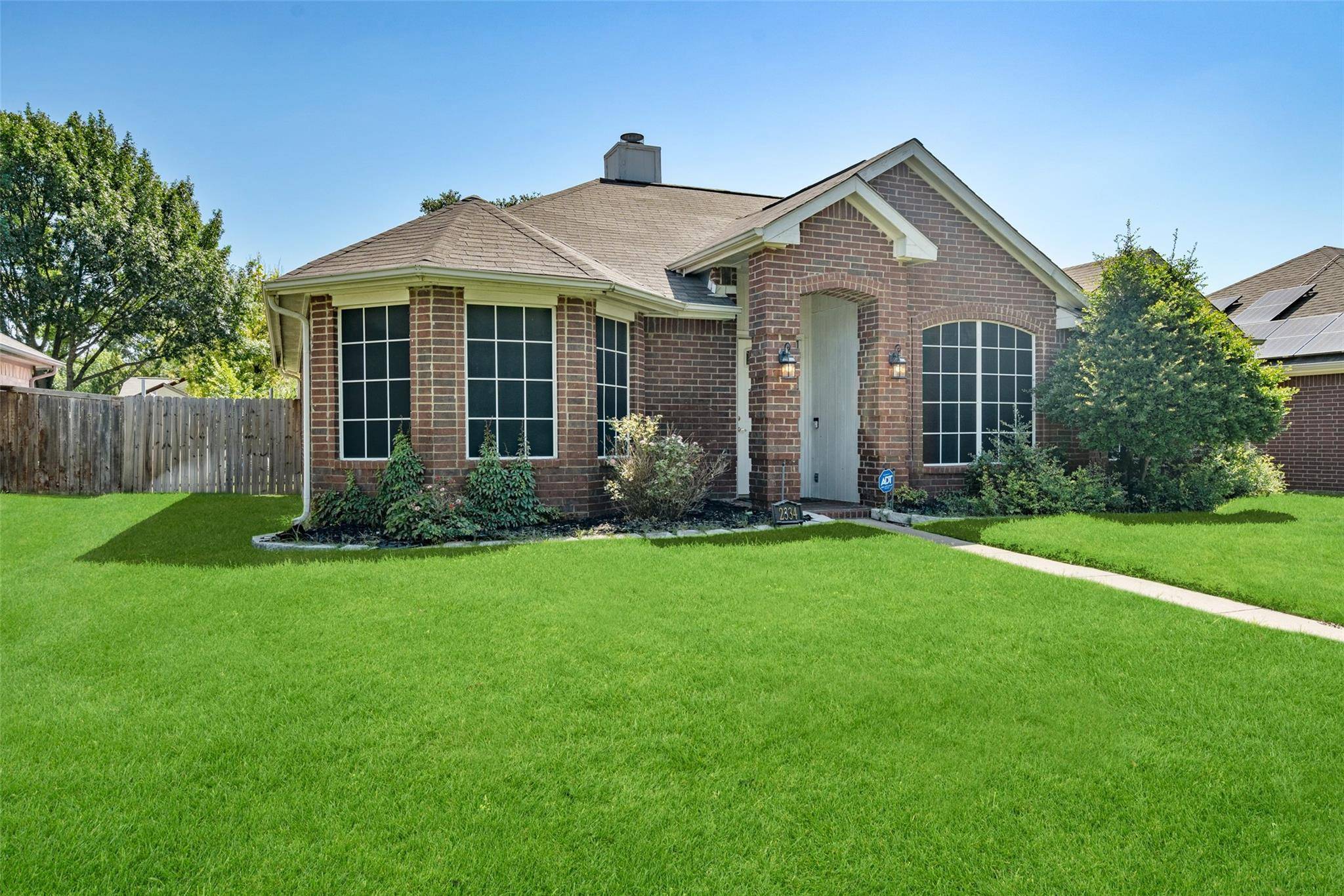 Garland, TX 75040,2334 Briarbrook Lane