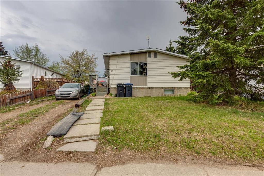 Sylvan Lake, AB T4S 1J3,51 Northstar DR