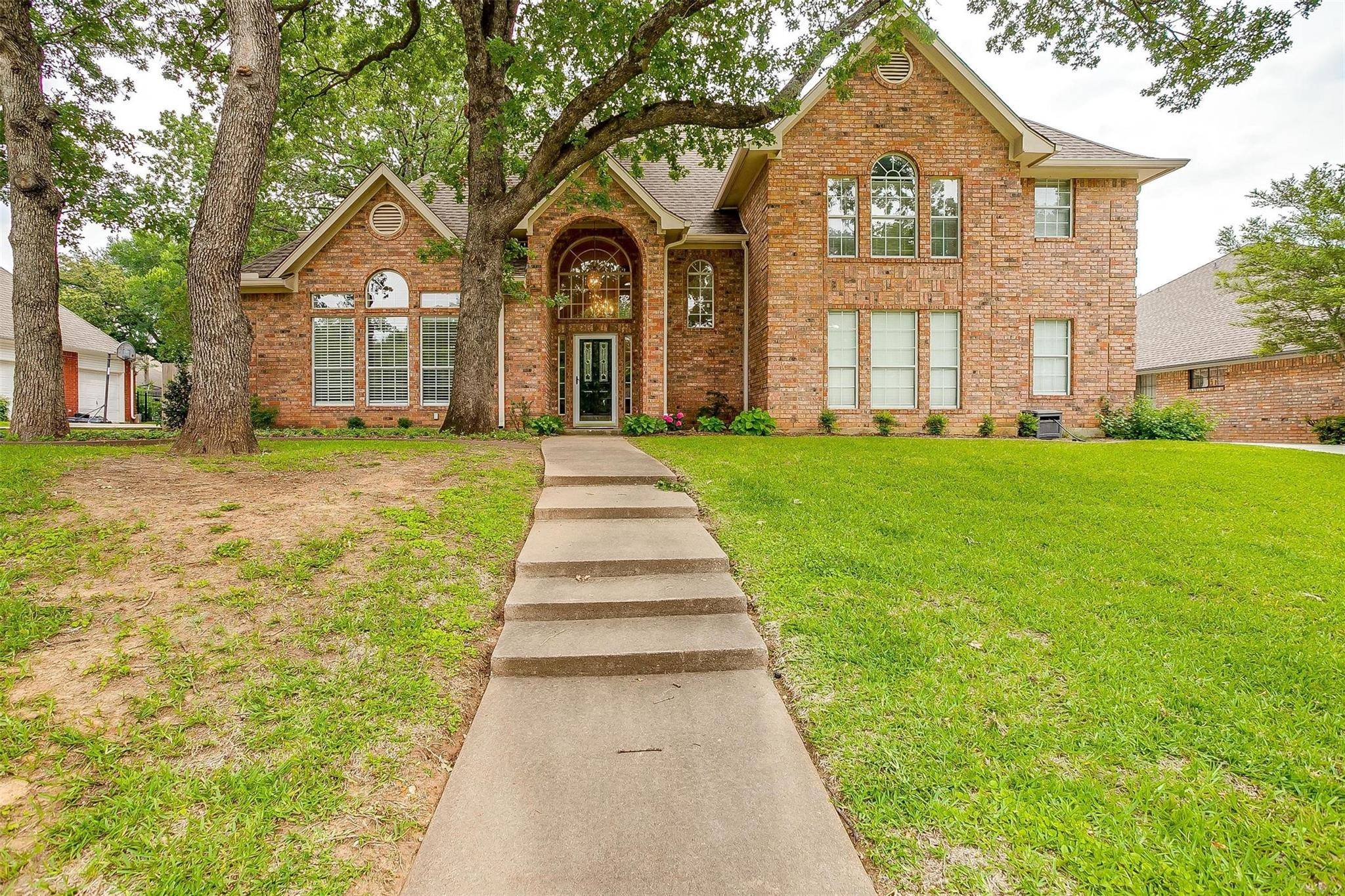 Mansfield, TX 76063,814 Majestic Oaks Court