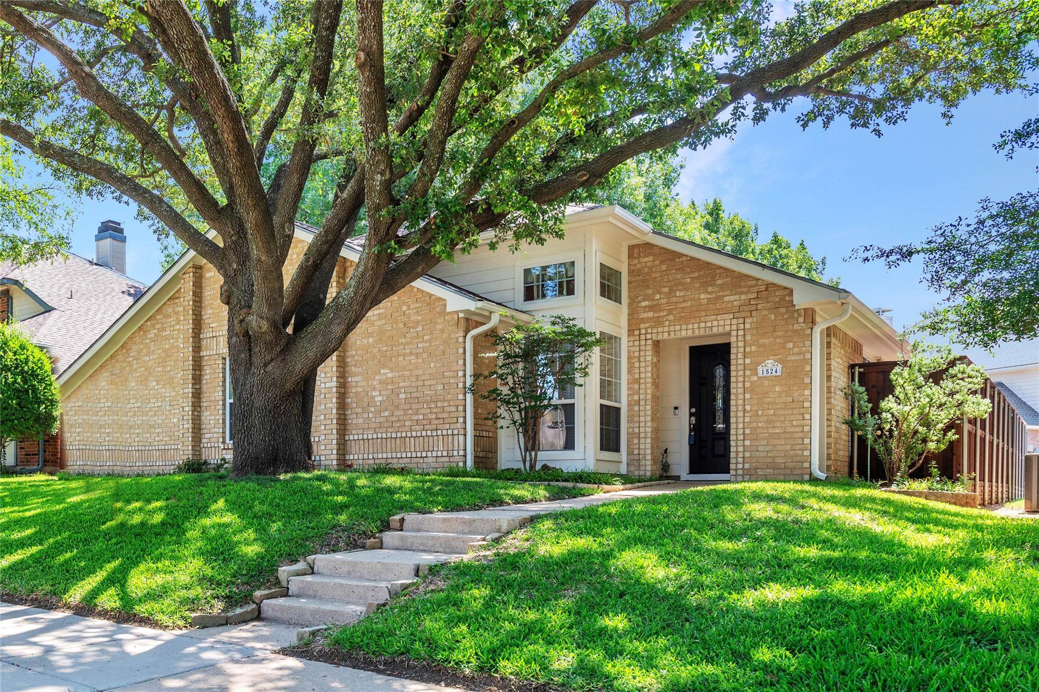 Plano, TX 75093,1524 Livingston Drive