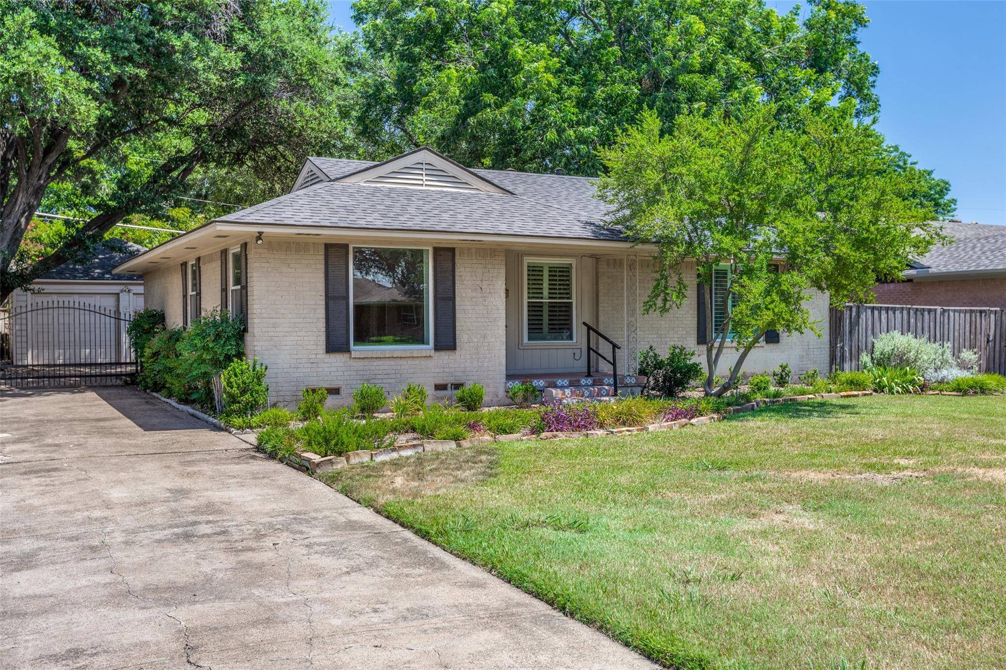 Richardson, TX 75080,528 Westwood Drive