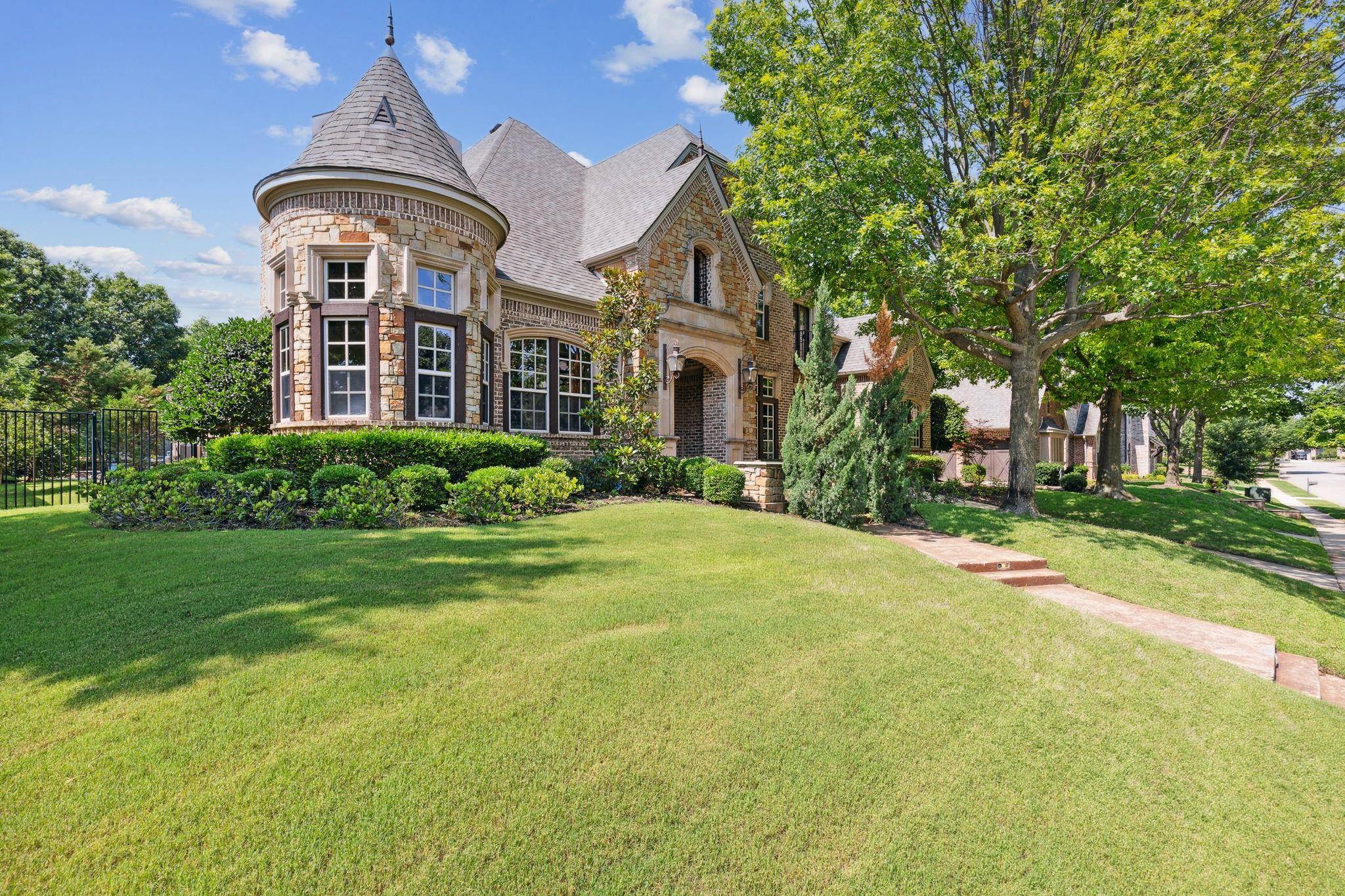 Colleyville, TX 76034,509 Haverhill Lane